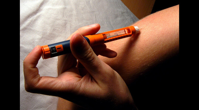 당뇨병: 바늘 없이 피부를 통해 인슐린을 혈류로 전달하는 패치 개발